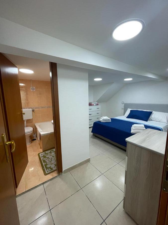 Donna Carme' Apartamento Nápoles Exterior foto